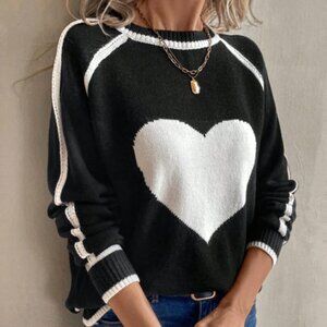 Black And White Casual Women's Round Neck Raglan Sleeve Heart Pattern Sweater